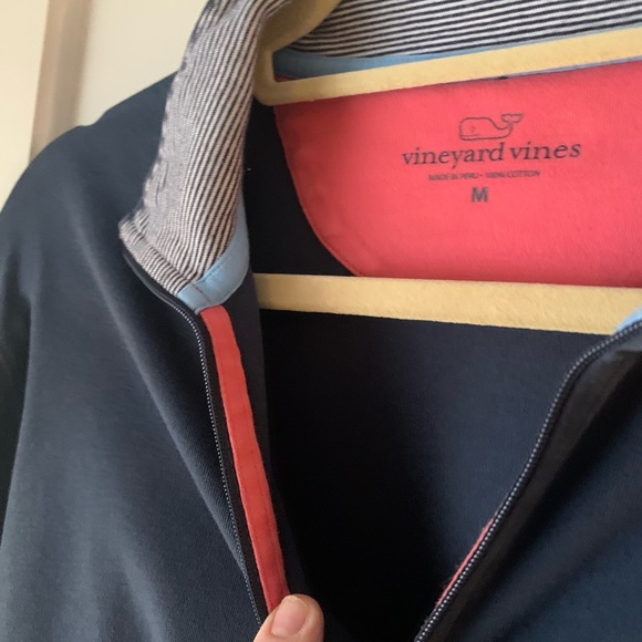 Vineyard Vines 3/4 zip - Picture 3 of 11